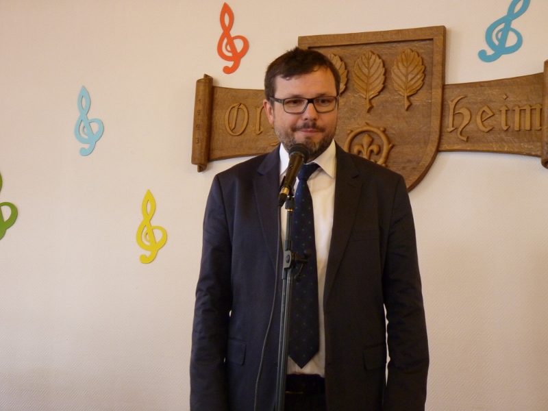 Martin 800x600